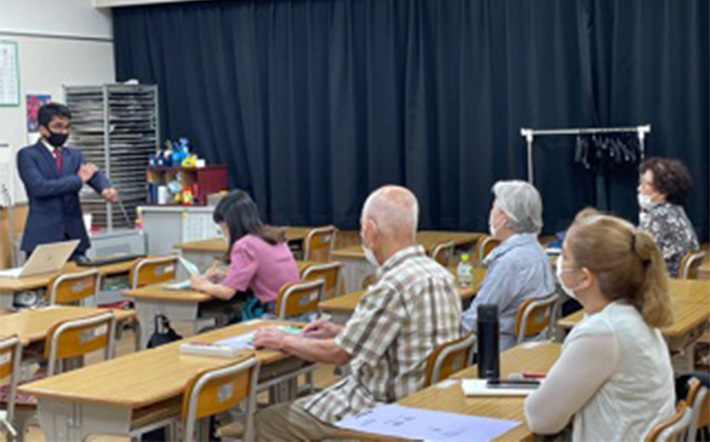 社学連携型・高度副プログラム「日本におけるマイノリティ教育の理論と実践」の開発